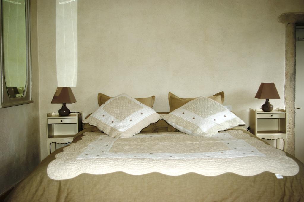 Le Mas De La Fontaine Bed & Breakfast Le Pegue Dış mekan fotoğraf